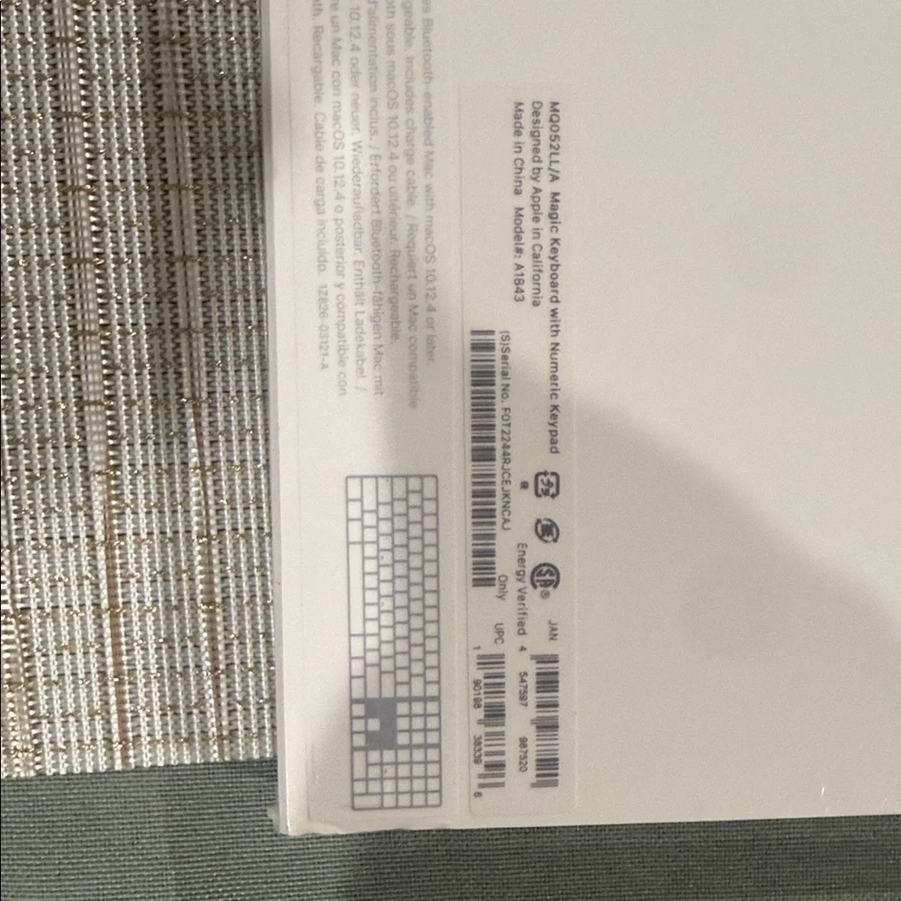 Apple Wireless Keyboard in White